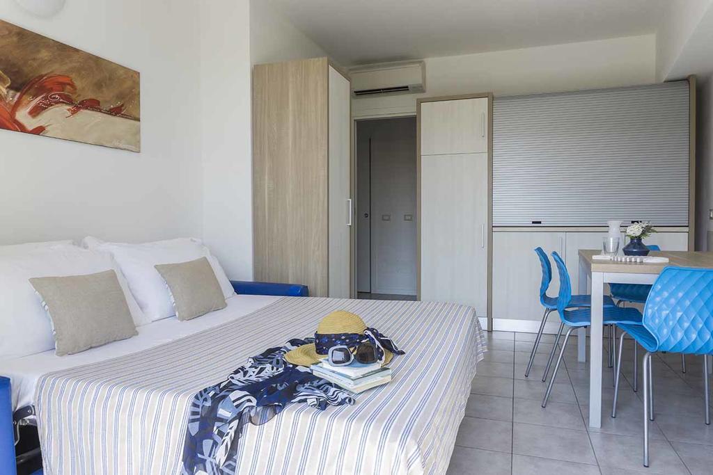 Residence San Valentino Finale Ligure Szoba fotó